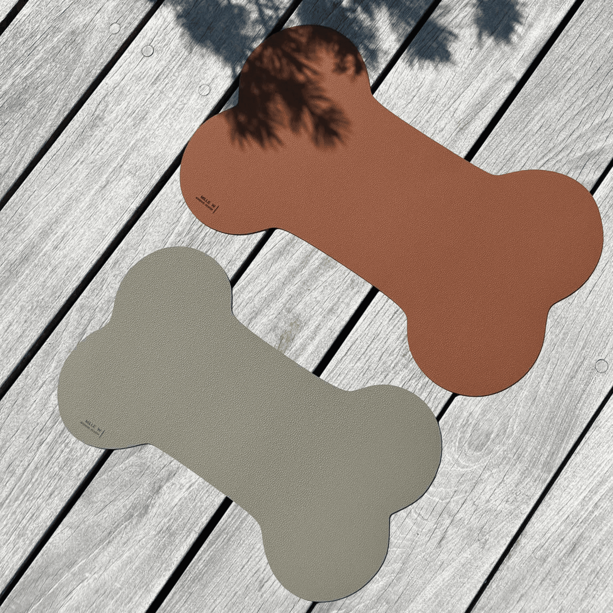 MiLLE Hund – Underlagsbrikke til hundeskåler | Beige
