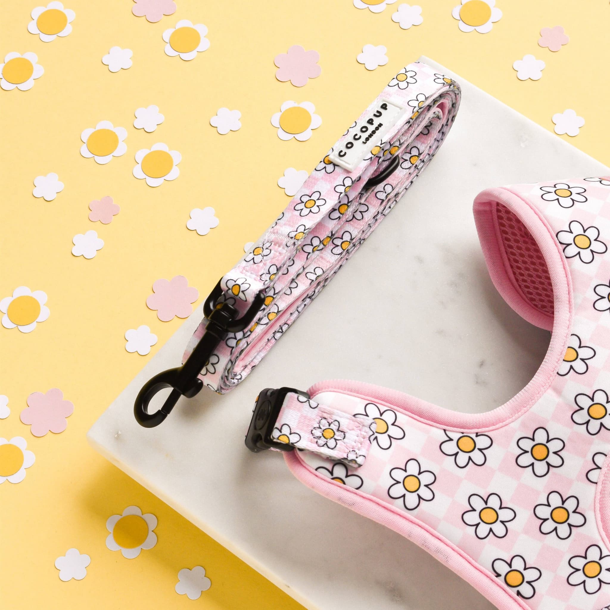 Daisy Gingham Rave - Hundekobbel i Blomstermønster 152 cm